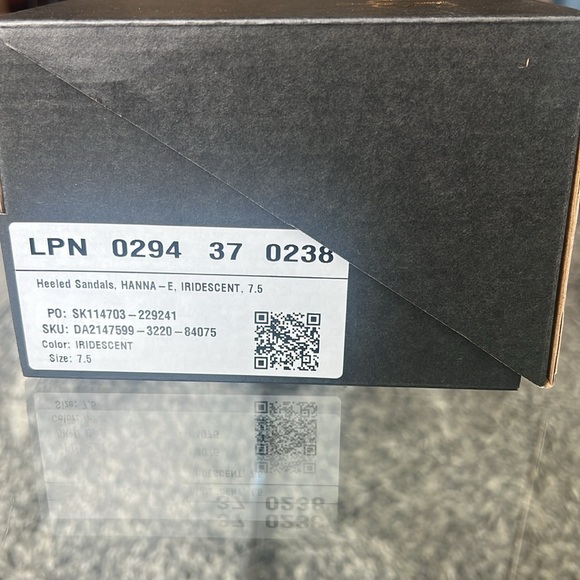 NIB New Hanna Transparent Iridescent Heeled Sandals - Picture 13 of 15